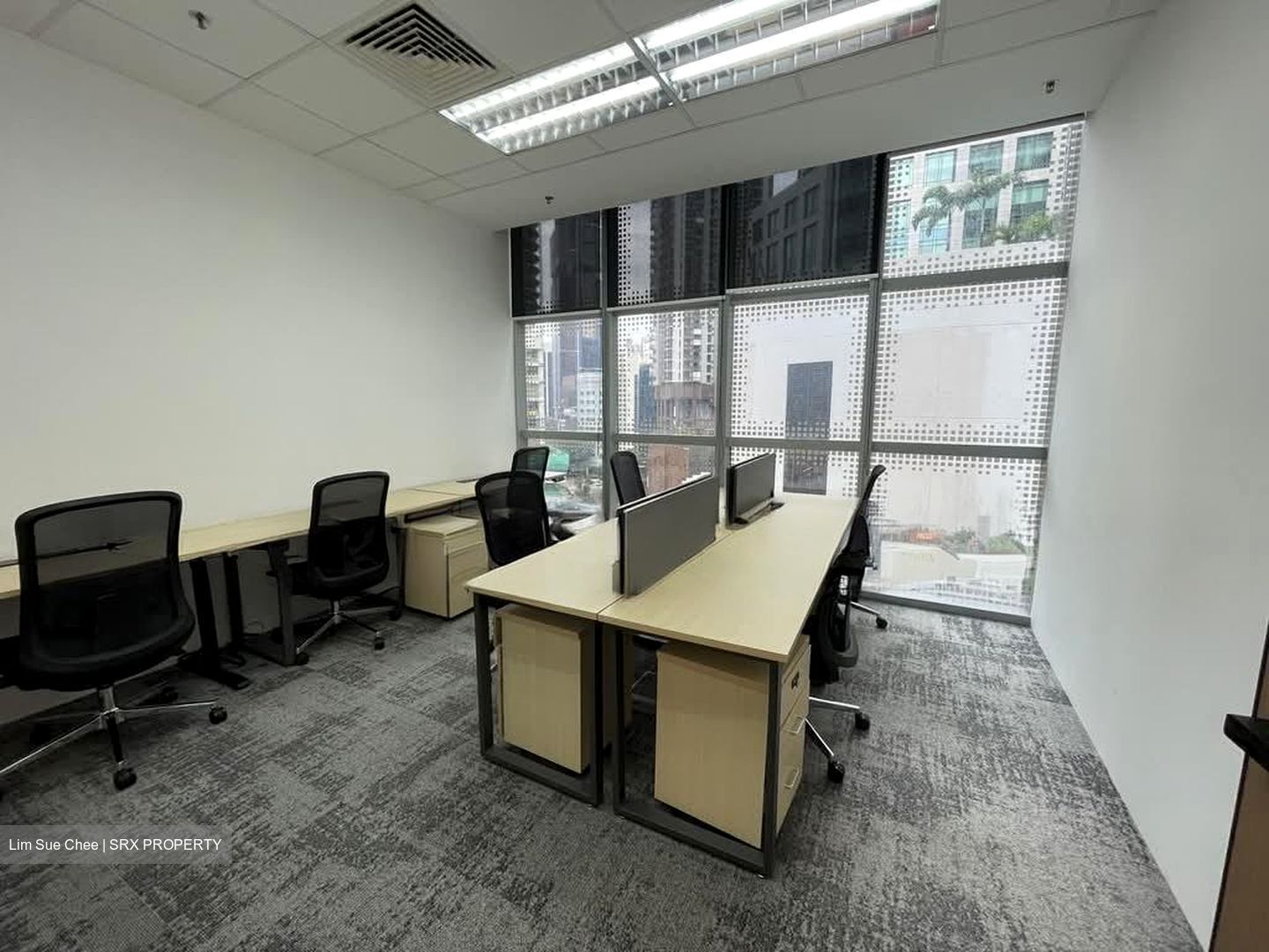 Lippo Centre (D2), Office #570068631